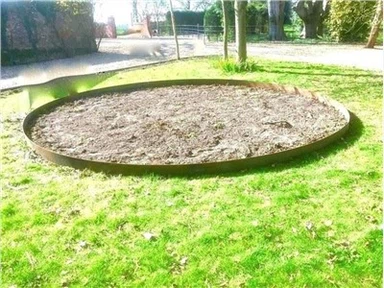 Metalinis sodo apvadas Corten plieno vejos kraštas