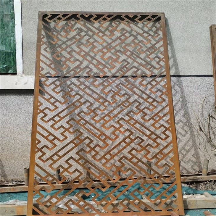 Sodo sienų plokštės