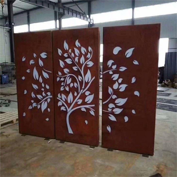 Rusted Steel Garden Panels