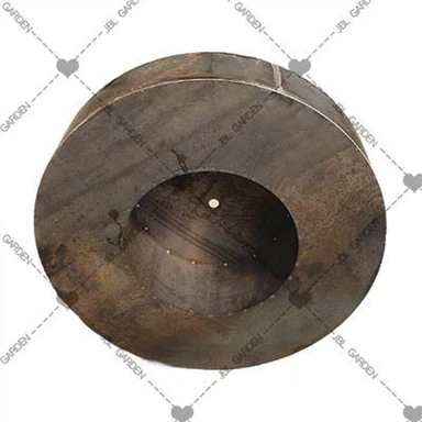 Metalinis ugnies duobės rinkinys