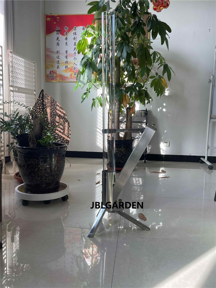 Lauko granulinė krosnelė stovyklavimui lauke