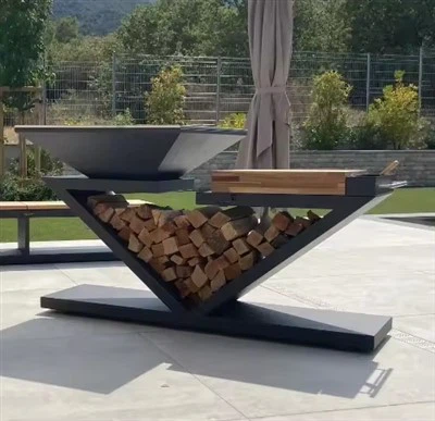 Malkomis kūrenama BBQ krosnelės ugnies duobė